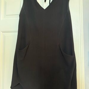 Sleeveless Black Midi Dress with Front Pockets